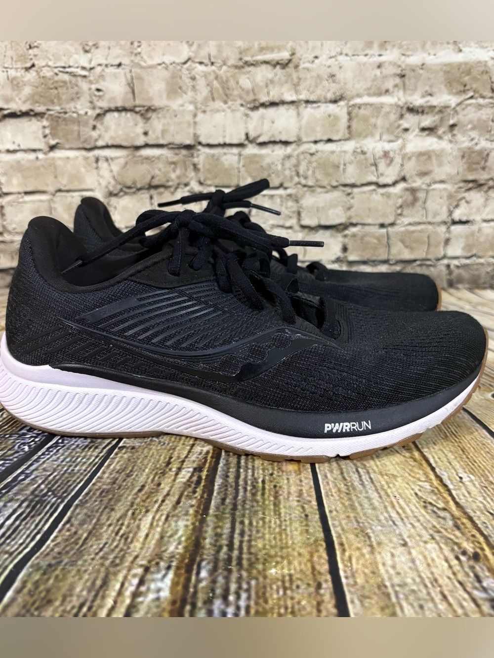 Saucony Shoes Women’s 7.5 Black White Athletic No Insoles